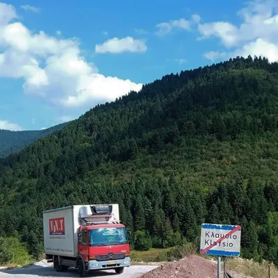 Φορτηγό VNT ΜΕΤΑΦΟΡΙΚΗ στο Καρπενήσι